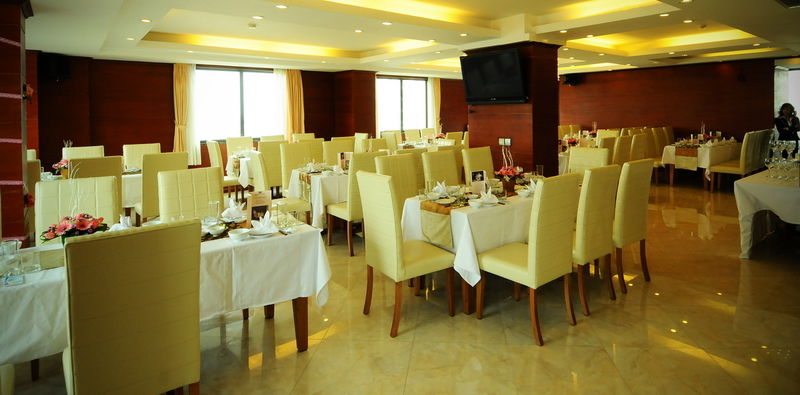 Royal Gate Hotel Hanoi Restaurant foto