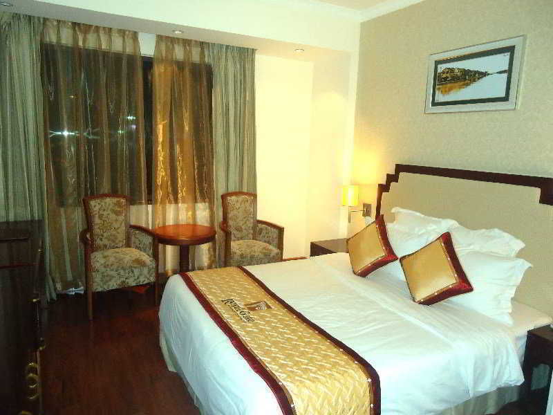 Royal Gate Hotel Hanoi Zimmer foto